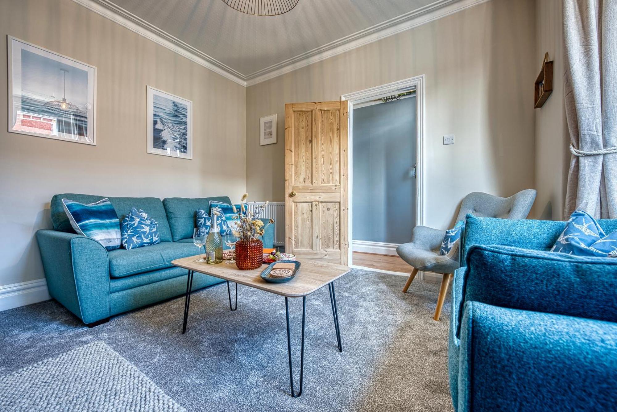 2 Bedrooms Modern, Stunning & Stylish Contractor House, Prime Portsmouth Location With Free Parking Permit, Summer Special Offer!! - By Blue Puffin Stays ภายนอก รูปภาพ