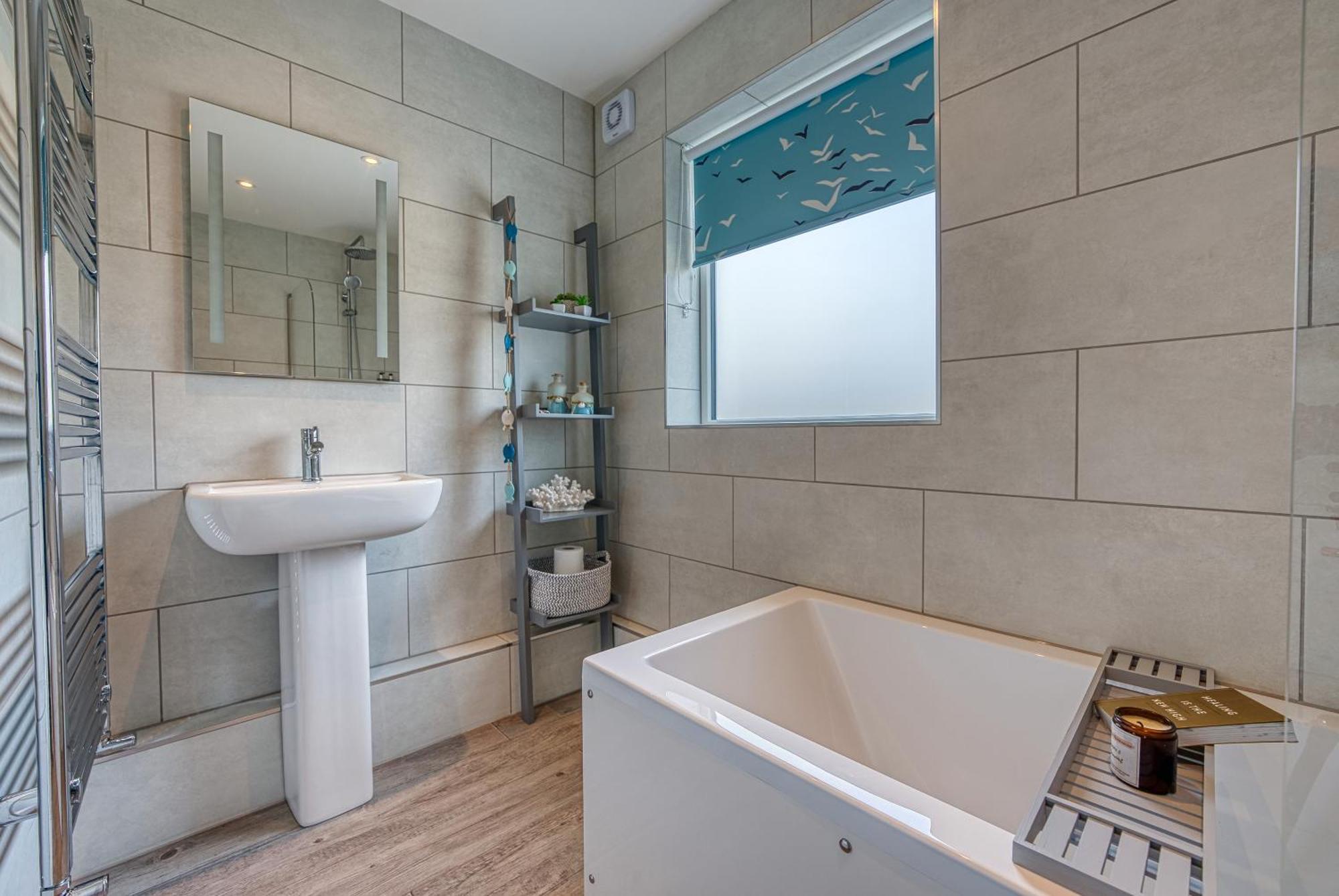 2 Bedrooms Modern, Stunning & Stylish Contractor House, Prime Portsmouth Location With Free Parking Permit, Summer Special Offer!! - By Blue Puffin Stays ภายนอก รูปภาพ